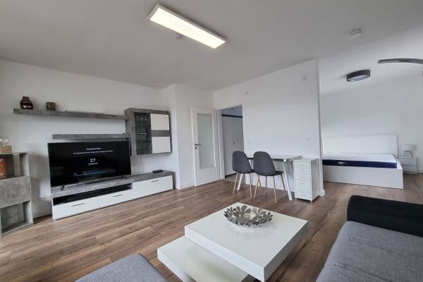 Studio flat to rent, 46 m², Kluser Höhe 4, Wuppertal, North Rhine-Westphalia Studio flat to rent, 46 m², Kluser Höhe 4, Wuppertal, North Rhine-Westphalia