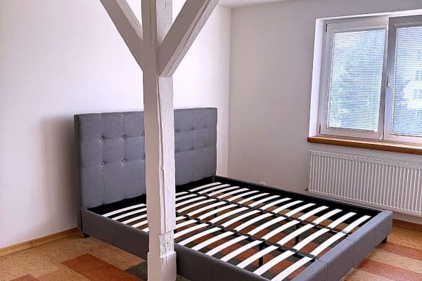 2 bedroom with open-plan kitchen flat to rent, 75 m², Na Moklině, Praha 2 bedroom with open-plan kitchen flat to rent, 75 m², Na Moklině, Praha