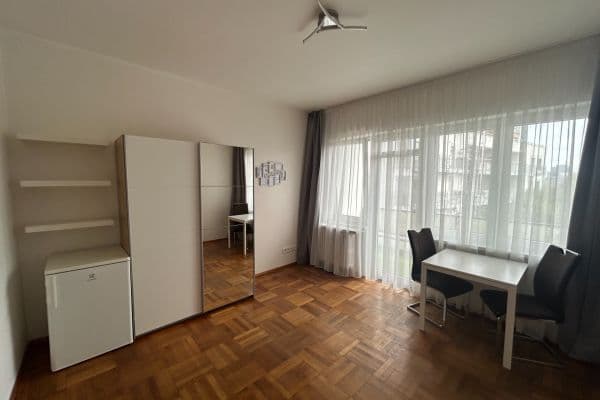 Studio flat to rent, 32 m², Pekařská, Brno Studio flat to rent, 32 m², Pekařská, Brno