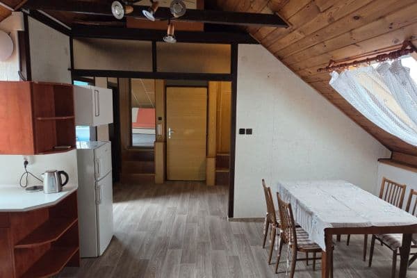 2 bedroom with open-plan kitchen flat to rent, 100 m², Cacovická, Brno 2 bedroom with open-plan kitchen flat to rent, 100 m², Cacovická, Brno