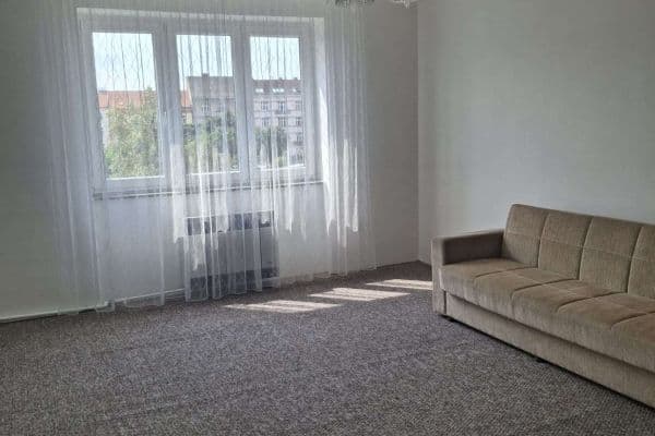 2 bedroom flat to rent, 80 m², Vosmíkových, Praha 2 bedroom flat to rent, 80 m², Vosmíkových, Praha