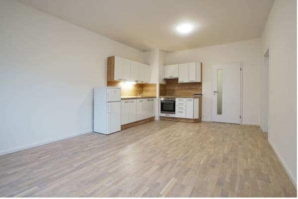 1 bedroom with open-plan kitchen flat for sale, 60 m², Saarinenova, Praha 1 bedroom with open-plan kitchen flat for sale, 60 m², Saarinenova, Praha