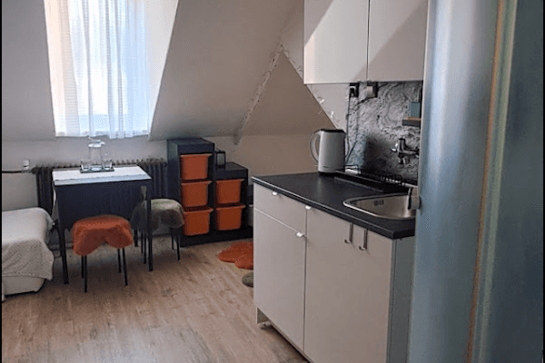 Studio flat to rent, 17 m², K. Čapka, Karlovy Vary, Karlovarský Region Studio flat to rent, 17 m², K. Čapka, Karlovy Vary, Karlovarský Region