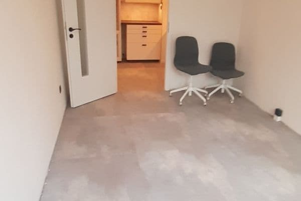 1 bedroom with open-plan kitchen flat to rent, 42 m², Holandská, Kladno 1 bedroom with open-plan kitchen flat to rent, 42 m², Holandská, Kladno