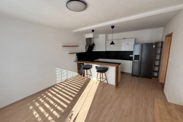 1 bedroom with open-plan kitchen flat to rent, 48 m², Pšeničná, SO POÚ Hostivice 1 bedroom with open-plan kitchen flat to rent, 48 m², Pšeničná, SO POÚ Hostivice