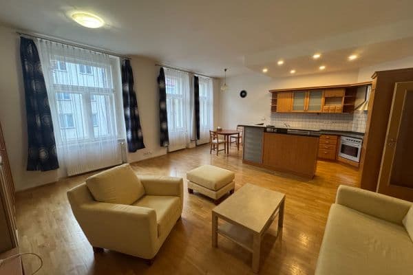 1 bedroom with open-plan kitchen flat to rent, 50 m², Marie Cibulkové, Praha 1 bedroom with open-plan kitchen flat to rent, 50 m², Marie Cibulkové, Praha
