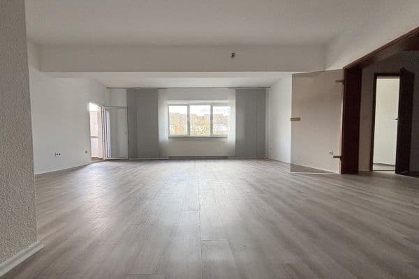 3 bedroom flat to rent, 115 m², Braunschweig 3 bedroom flat to rent, 115 m², Braunschweig