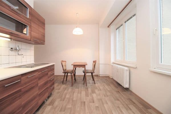 Small studio flat to rent, 18 m², Dobšická, Praha Small studio flat to rent, 18 m², Dobšická, Praha
