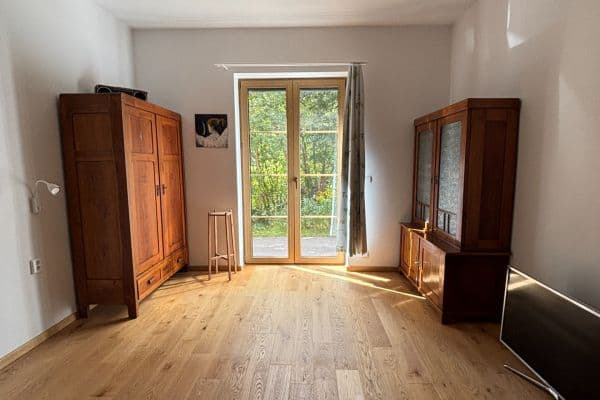 1 bedroom with open-plan kitchen flat to rent, 50 m², Krhanice 1 bedroom with open-plan kitchen flat to rent, 50 m², Krhanice