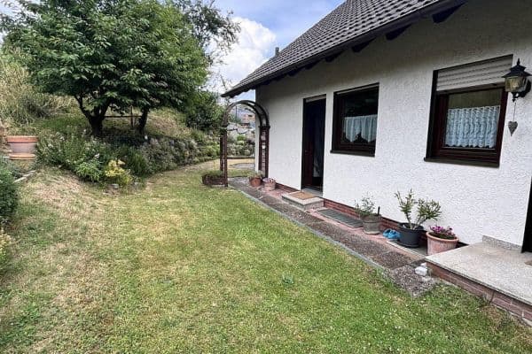 4 bedroom flat to rent, 104 m², Weinheim-Oberflockenbach 4 bedroom flat to rent, 104 m², Weinheim-Oberflockenbach