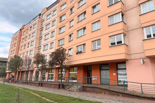 1 bedroom with open-plan kitchen flat for sale, 68 m², Praha 1 bedroom with open-plan kitchen flat for sale, 68 m², Praha