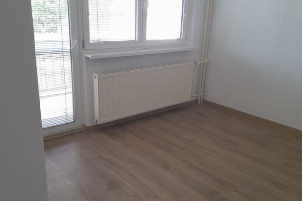 3 bedroom flat to rent, 71 m², Rákosníkova, Neveklov 3 bedroom flat to rent, 71 m², Rákosníkova, Neveklov