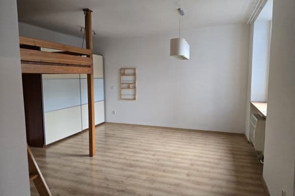 1 bedroom flat to rent, 41 m², nám. Svobody, SO POÚ Přerov 1 bedroom flat to rent, 41 m², nám. Svobody, SO POÚ Přerov