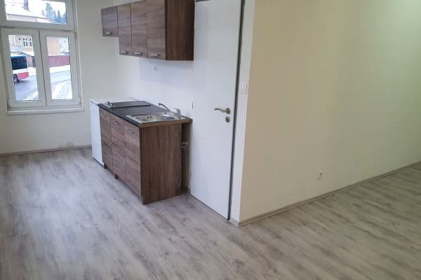 Studio flat to rent, 28 m², Průmyslová, SO POÚ Říčany Studio flat to rent, 28 m², Průmyslová, SO POÚ Říčany