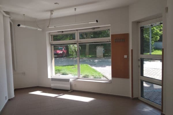 non-residential property to rent, 17 m², Fialová, Brno non-residential property to rent, 17 m², Fialová, Brno