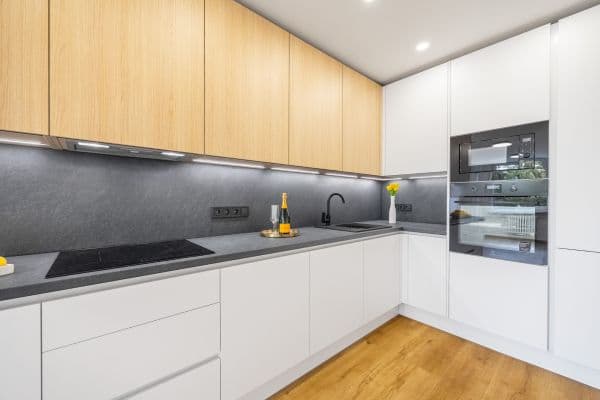 2 bedroom with open-plan kitchen flat for sale, 67 m², Bruslařská, Praha 2 bedroom with open-plan kitchen flat for sale, 67 m², Bruslařská, Praha