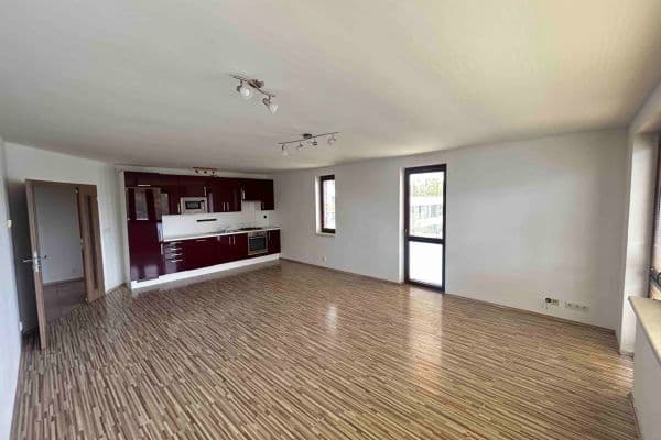 2 bedroom with open-plan kitchen flat for sale, 85 m², U Výstavby, Praha 2 bedroom with open-plan kitchen flat for sale, 85 m², U Výstavby, Praha
