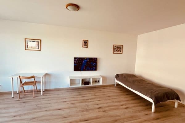 Studio flat for sale, 44 m², Vyletalova, Praha Studio flat for sale, 44 m², Vyletalova, Praha