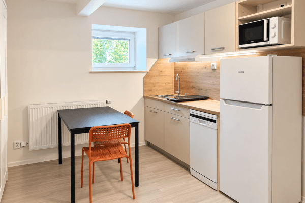Studio flat to rent, 20 m², Na Moklině, Praha Studio flat to rent, 20 m², Na Moklině, Praha