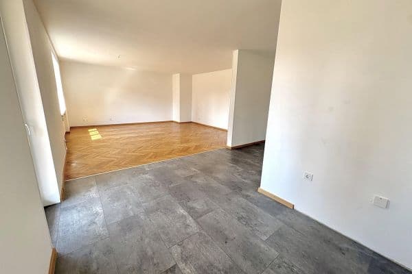 3 bedroom flat to rent, 100 m², Levi-Strauss Straße 9, Kitzingen, Bavaria 3 bedroom flat to rent, 100 m², Levi-Strauss Straße 9, Kitzingen, Bavaria