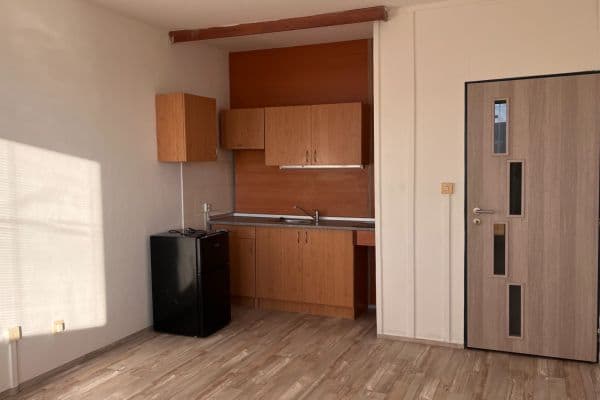 Studio flat for sale, 35 m², Jana Masaryka, Hradec Králové Studio flat for sale, 35 m², Jana Masaryka, Hradec Králové