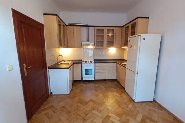 2 bedroom flat to rent, 55 m², Roháčova, Praha 2 bedroom flat to rent, 55 m², Roháčova, Praha
