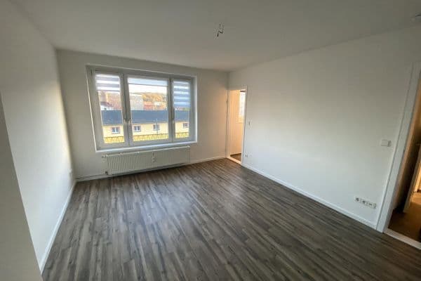 Studio flat to rent, 35 m², Eisenbahnstraße 95-96, Eberswalde, Brandenburg Studio flat to rent, 35 m², Eisenbahnstraße 95-96, Eberswalde, Brandenburg
