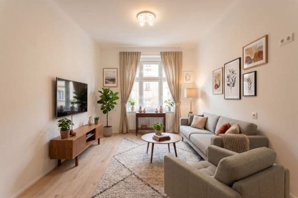2 bedroom with open-plan kitchen flat for sale, 58 m², Holečkova, Praha 2 bedroom with open-plan kitchen flat for sale, 58 m², Holečkova, Praha