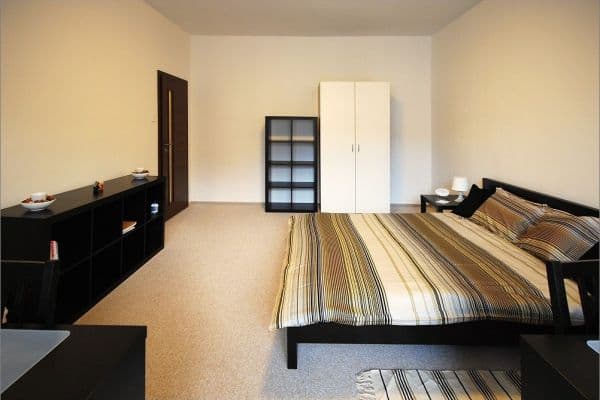 2 bedroom with open-plan kitchen flat to rent, 78 m², Mezírka, Brno 2 bedroom with open-plan kitchen flat to rent, 78 m², Mezírka, Brno