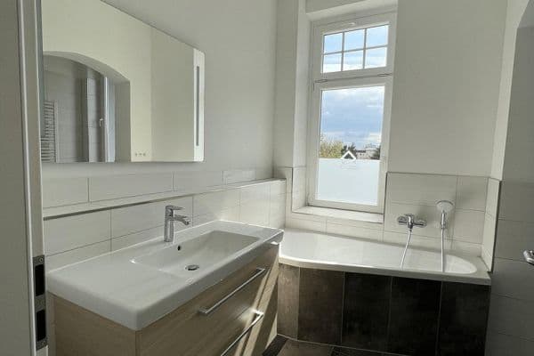 4 bedroom flat to rent, 120 m², Markgrafenstrasse 4, Magdeburg, Saxony-Anhalt 4 bedroom flat to rent, 120 m², Markgrafenstrasse 4, Magdeburg, Saxony-Anhalt