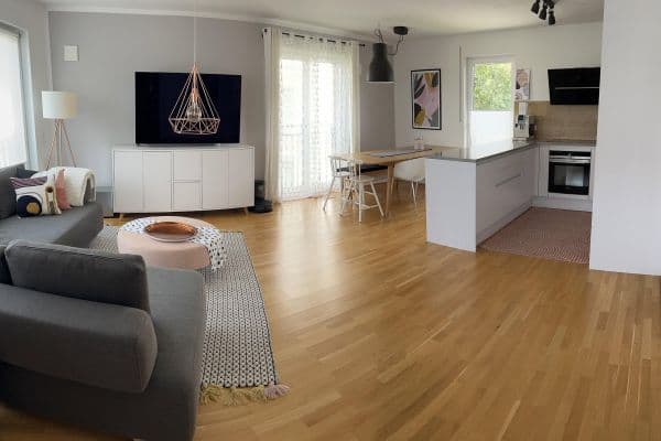 4 bedroom flat to rent, 122 m², Neukeferloh, Bavaria 4 bedroom flat to rent, 122 m², Neukeferloh, Bavaria