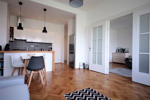 1 bedroom with open-plan kitchen flat to rent, 60 m², Moskevská, Praha 1 bedroom with open-plan kitchen flat to rent, 60 m², Moskevská, Praha