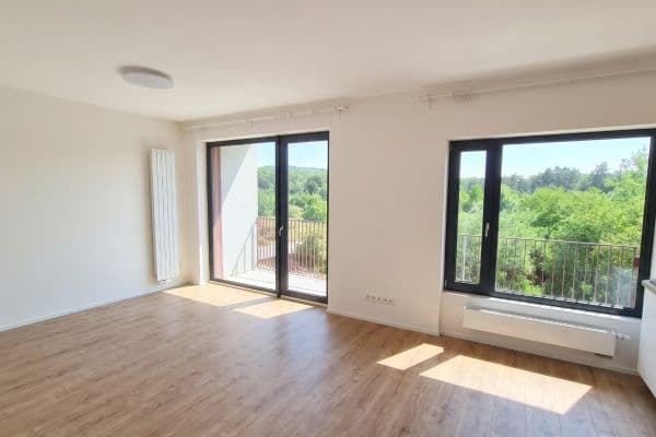 2 bedroom with open-plan kitchen flat to rent, 67 m², Brno 2 bedroom with open-plan kitchen flat to rent, 67 m², Brno