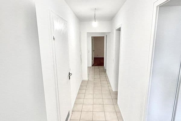 3 bedroom with open-plan kitchen flat to rent, 93 m², Stuttgart 3 bedroom with open-plan kitchen flat to rent, 93 m², Stuttgart