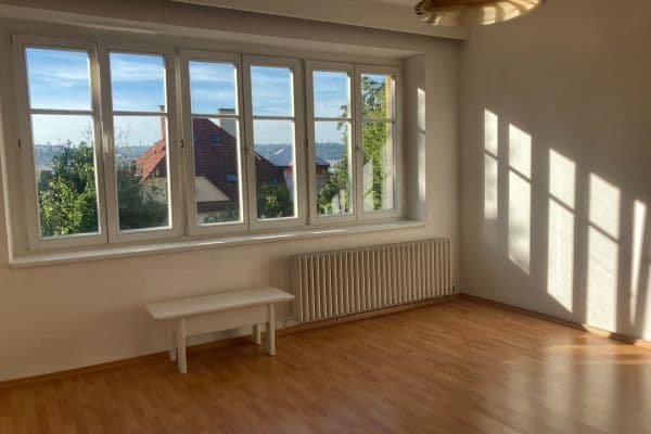 2 bedroom flat to rent, 92 m², Pod Klaudiánkou, Praha 2 bedroom flat to rent, 92 m², Pod Klaudiánkou, Praha