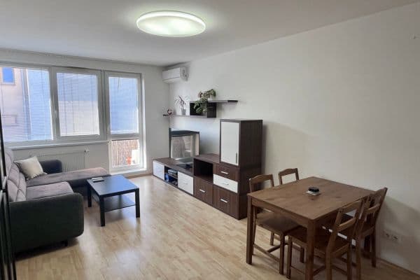 1 bedroom with open-plan kitchen flat for sale, 51 m², U Hostavického potoka, Praha 1 bedroom with open-plan kitchen flat for sale, 51 m², U Hostavického potoka, Praha