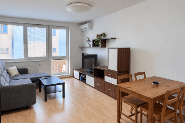 1 bedroom with open-plan kitchen flat for sale, 51 m², U Hostavického potoka, Praha 1 bedroom with open-plan kitchen flat for sale, 51 m², U Hostavického potoka, Praha