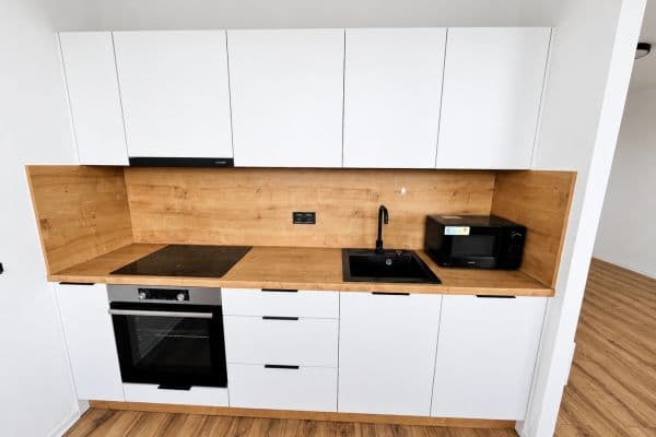 2 bedroom with open-plan kitchen flat for sale, 72 m², Javorová, Most, Ústecký Region 2 bedroom with open-plan kitchen flat for sale, 72 m², Javorová, Most, Ústecký Region