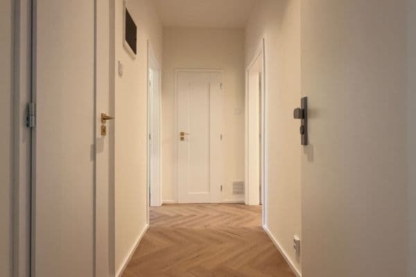 2 bedroom flat to rent, 65 m², Jana Zajíce, Praha 2 bedroom flat to rent, 65 m², Jana Zajíce, Praha