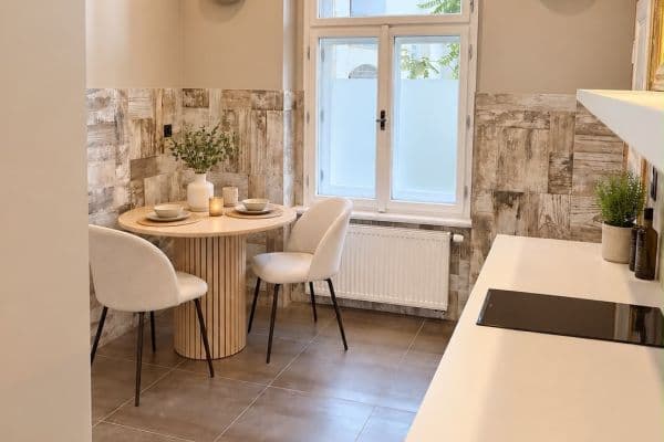 Studio flat to rent, 40 m², Na Kovárně, Praha Studio flat to rent, 40 m², Na Kovárně, Praha
