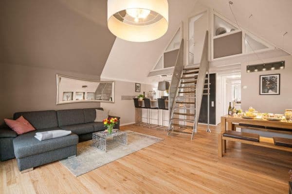 1 bedroom with open-plan kitchen flat to rent, 82 m², Friedrichshafen 1 bedroom with open-plan kitchen flat to rent, 82 m², Friedrichshafen
