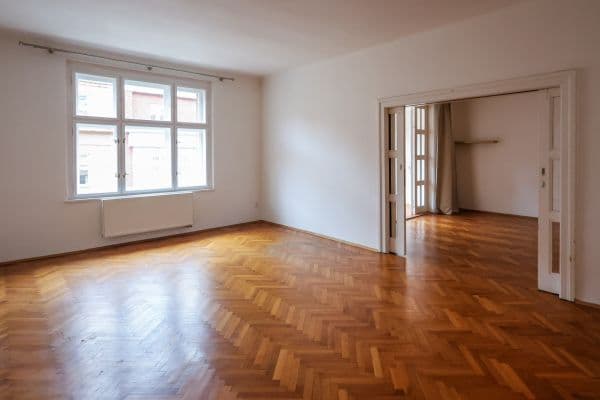 2 bedroom flat to rent, 110 m², Na Hutích, Praha 2 bedroom flat to rent, 110 m², Na Hutích, Praha