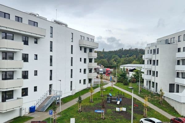 1 bedroom with open-plan kitchen flat to rent, 50 m², Lesík, Kladno 1 bedroom with open-plan kitchen flat to rent, 50 m², Lesík, Kladno