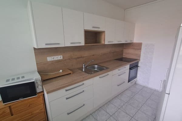 3 bedroom flat to rent, 62 m², Štefáčkova, Brno 3 bedroom flat to rent, 62 m², Štefáčkova, Brno