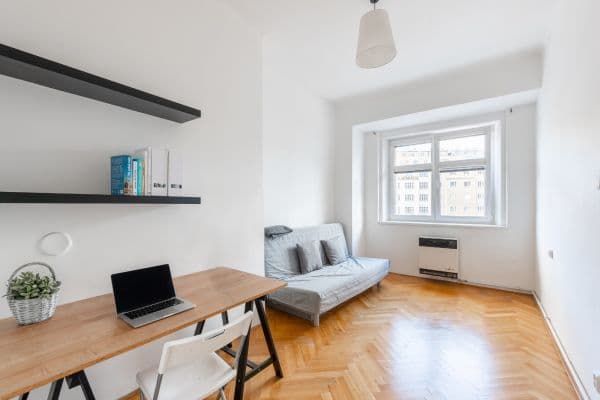 1 bedroom with open-plan kitchen flat for sale, 42 m², Vrchlického, Praha 1 bedroom with open-plan kitchen flat for sale, 42 m², Vrchlického, Praha
