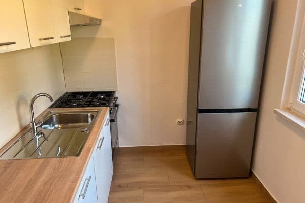 2 bedroom flat to rent, 56 m², Peštukova, Praha 2 bedroom flat to rent, 56 m², Peštukova, Praha
