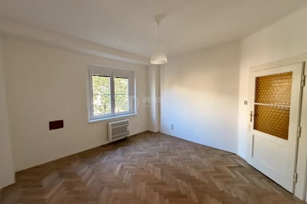 3 bedroom flat to rent, 60 m², Biskupcova, Praha 3 bedroom flat to rent, 60 m², Biskupcova, Praha