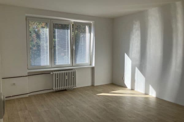 1 bedroom flat to rent, 37 m², Křižíkova, Olomouc 1 bedroom flat to rent, 37 m², Křižíkova, Olomouc
