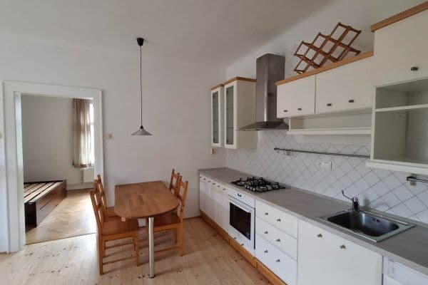 1 bedroom with open-plan kitchen flat to rent, 54 m², Žerotínova, Praha 1 bedroom with open-plan kitchen flat to rent, 54 m², Žerotínova, Praha