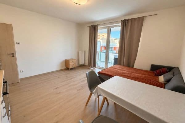 Studio flat to rent, 35 m², Janského, Olomouc Studio flat to rent, 35 m², Janského, Olomouc